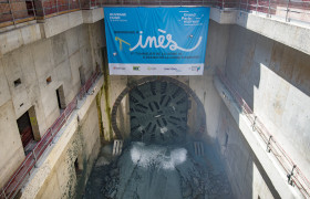 Le tunnelier Inès franchit le mur d'enceinte de l'ouvrage Hugo au Blanc-Mesnil sur la ligne 16 du Grand Paris Express